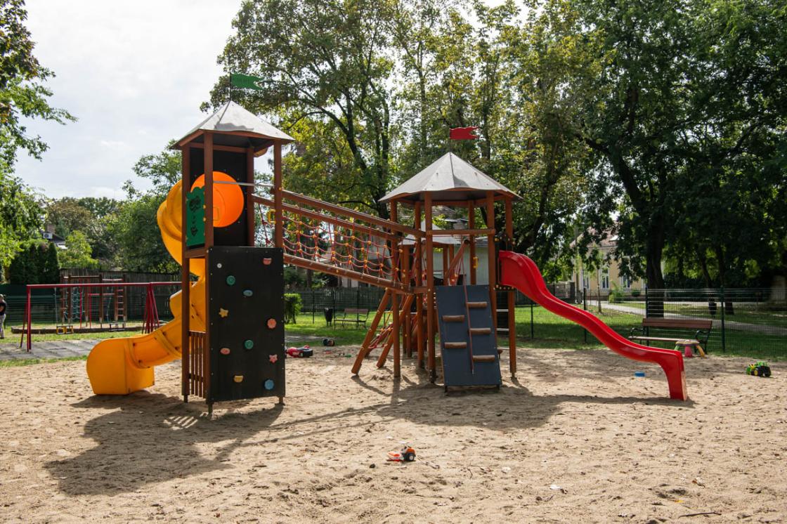 Pálfi János téri játszótér 