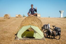 A felhívás plakátja a törzsszövegben