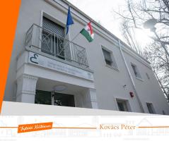 az épület új homlokzata