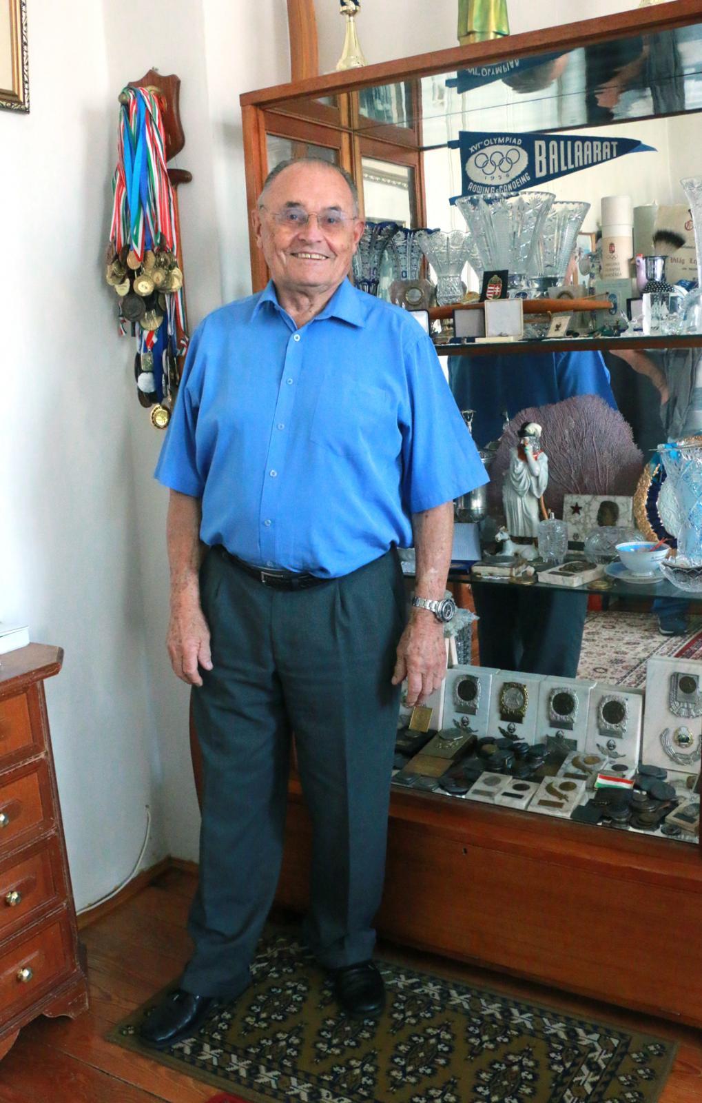 Mohácsi Ferenc köszöntése Fejlődő Kertváros