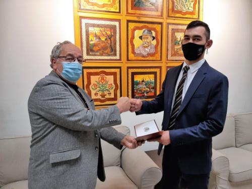 Budapest Főváros XVI. Kerület Helyi Választási Bizottságának elnöke, dr. Szőke Tibor és Vadász Dániel