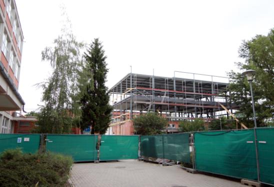 szakrendelő bővítés