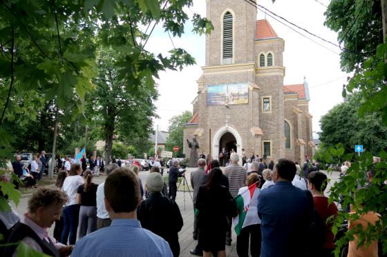 Templom tér Szentmihályon