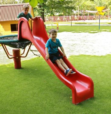 Cziráki óvoda udvar