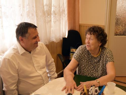 Vilma néni és Kovács Péter polgármester