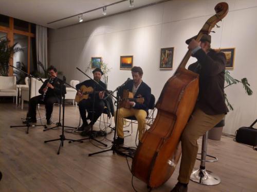 Díjátadót követő est