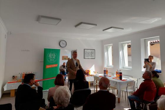 janos_utca_idosklub_atado_4