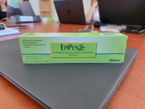 Az EpiPen junior injekció doboza
