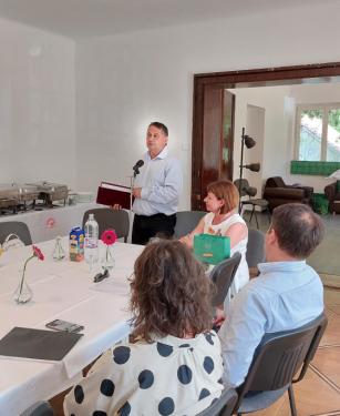 Kovács Péter Beszédet mond a védőnők napján