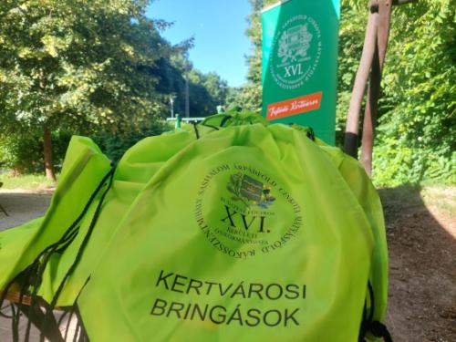 önkormányzatunk ajándékcsomagja a kerekezőknek