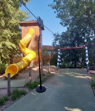 Segesvár utcai játszótér