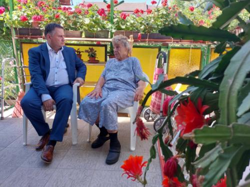 Fekete Kornéliát köszöntése 90. születésnapja alkalmából.