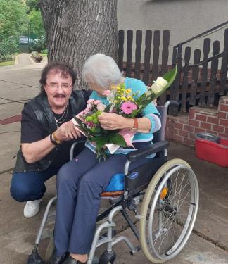 Paor Éva köszöntése 100. születésnapja alkalmából.