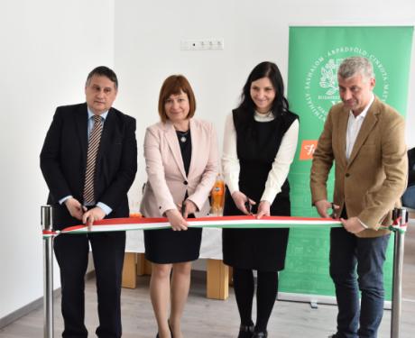 janos_utca_idosklub_atado_6