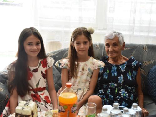 Gábor Dénesné köszöntése születésnapja alkalmából.