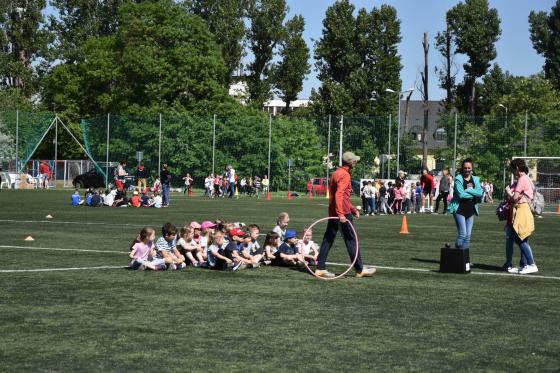 Különböző ügyességi- és labdajátékokban ügyeskedhettek az óvodások az Ikarus sportnapján