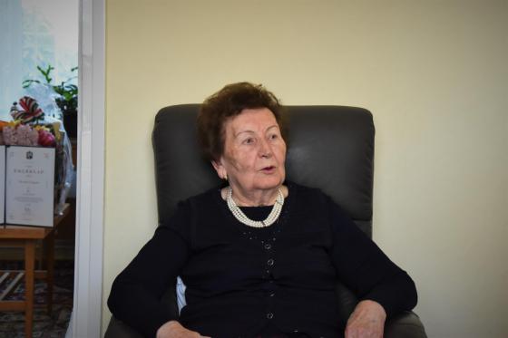 A 90 éves Erzsi néni köszöntése.