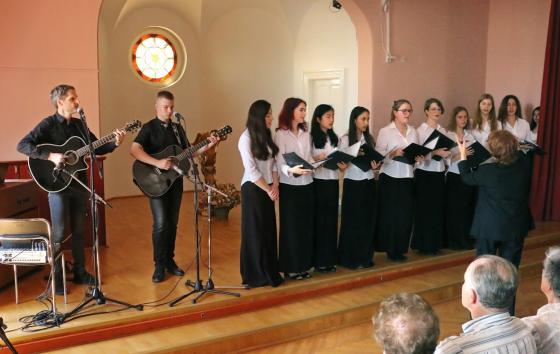 Rövid előadás a díjátadás előtt