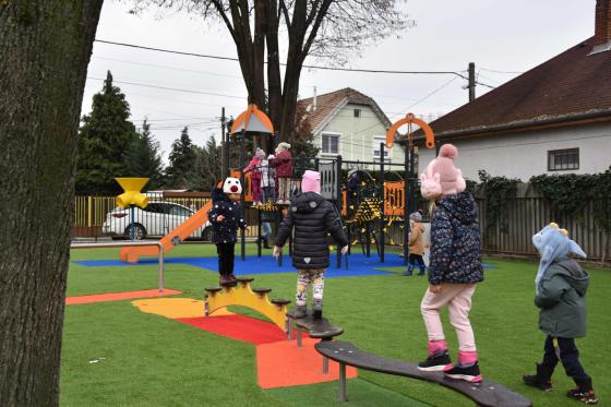 Megújult a Szentmihályi Játszókert Óvoda udvara.