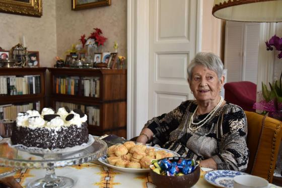 Dr. Márton Andrásné köszöntése születésnapja alkalmából.