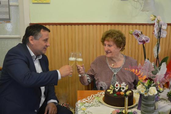 Filor Ferencné Erzsike néni köszöntése 95. születésnapja alkalmából.