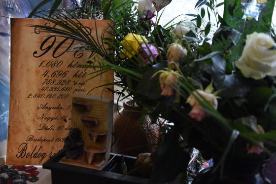 Kovács Istvánné köszöntése 90. születésnapja alkalmából.