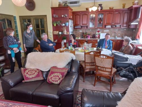 Anna néni köszöntése 95. születésnapja alkalmából.