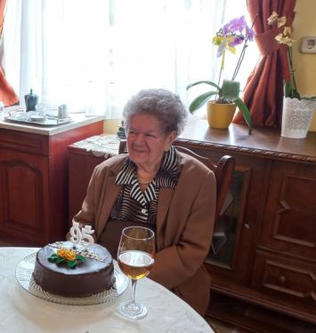 Anna néni köszöntése 95. születésnapja alkalmából.