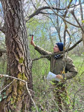 A Madártani Egyesület munkatársai is csatlakoztak a területbejáráshoz.