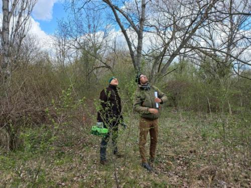 A Madártani Egyesület munkatársai is csatlakoztak a területbejáráshoz.