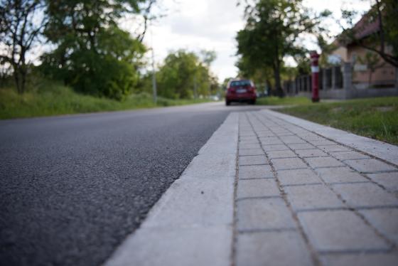 az útburkolat