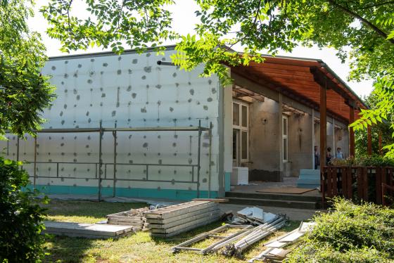 Készülő szigetelés.