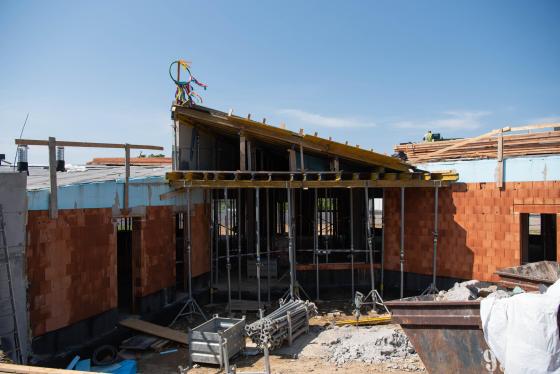 az épület kívülről