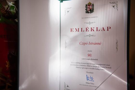 90 éves lett Czipó Istvánné Terike néni