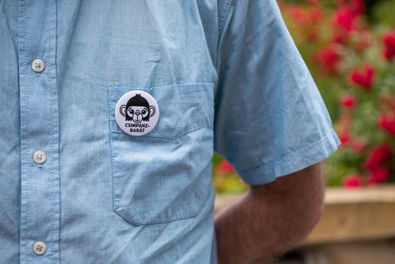 Jane Goodall Intézet önkéntese.