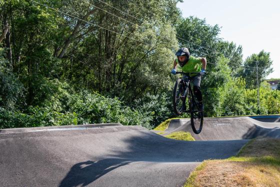 Pumpaversenyt tartottak a Hermina Bringaparkban