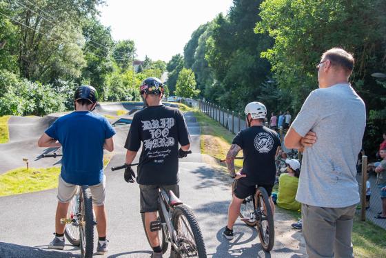 Pumpaversenyt tartottak a Hermina Bringaparkban