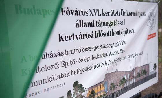 Megtörtént a Kertvárosi Idősotthon ünnepélyes alapkőletétele.