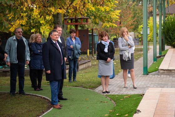 a meghívott vendégek