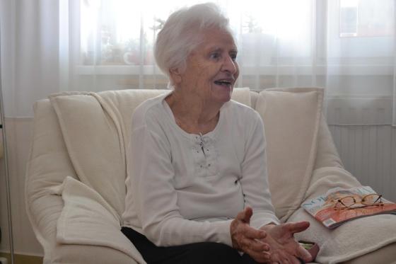 Kovács Péter polgármester köszönti Piroska nénit 95. születésnapja alkalmából.