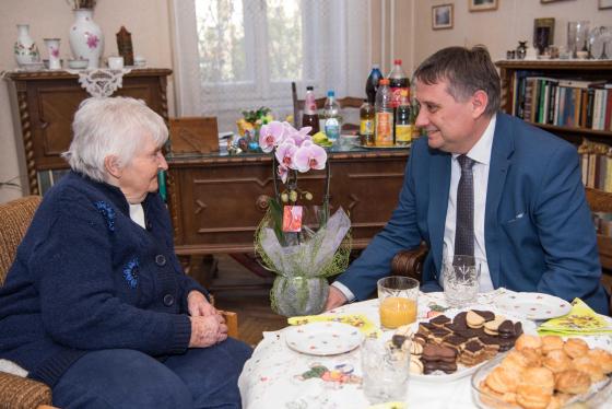 90 éves lett Dr. Fábry Sándorné.