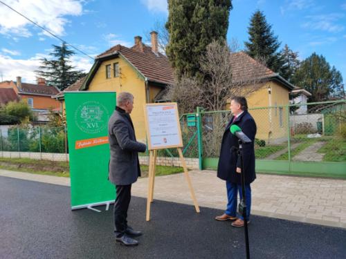 Átadtuk a Tölgyfa utcát.