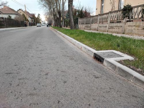 A megszépült Rózsa utcának egy szakasza.