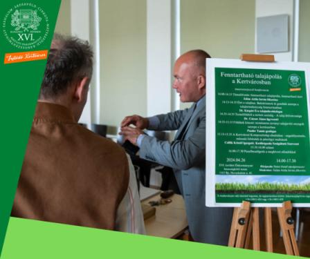 Ádám Attila István főkertész előad a &quot;Fenntartható talajápolás a Kertvárosban&quot; elnevezésű rendezvényen