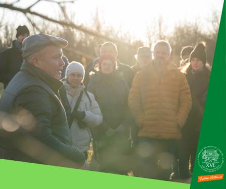 Ádám Attila főkertész metszés tanfolyamot tart