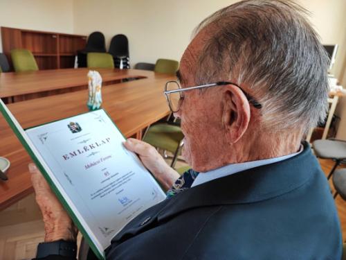 Mohácsi Ferenc és az emléklap