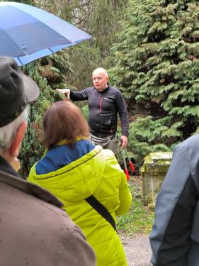 Séta a parkban Ádám Attila István főkertész vezetésével