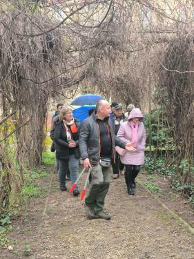 Séta a parkban Ádám Attila István főkertész vezetésével