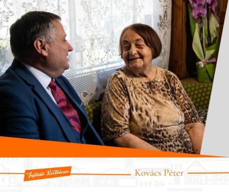 Kovács Péter polgármester köszönti Kovács Józsefnét 90. születésnapja alkalmából