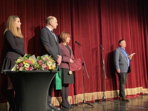 Szász József és Ács Anikó alpolgármester, valamint Kovács Péter polgármester a Sportgálán